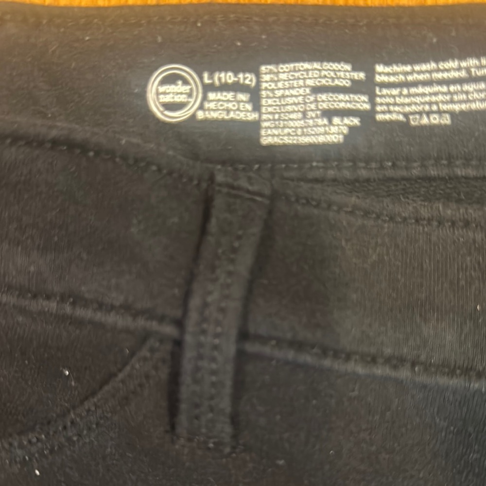 Wonder Nation Black Shorts Modern Athletic Cut - Picture 2 of 2